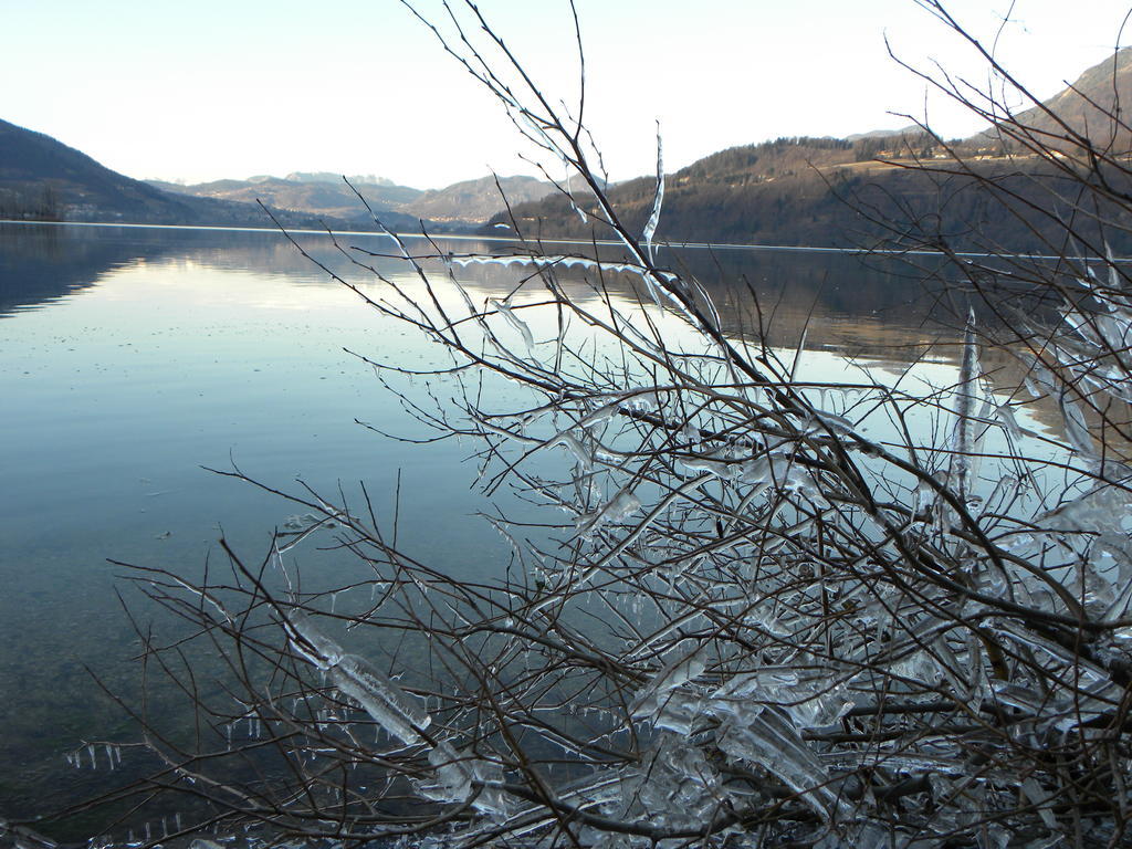 Apartamento Casa De Val Calceranica al Lago Exterior foto