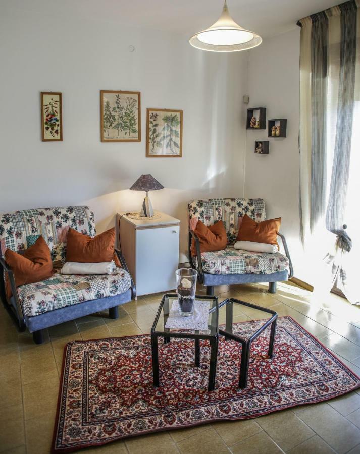 Apartamento Casa De Val Calceranica al Lago Exterior foto