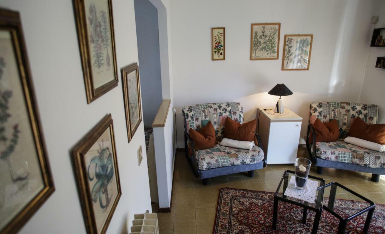 Apartamento Casa De Val Calceranica al Lago Exterior foto